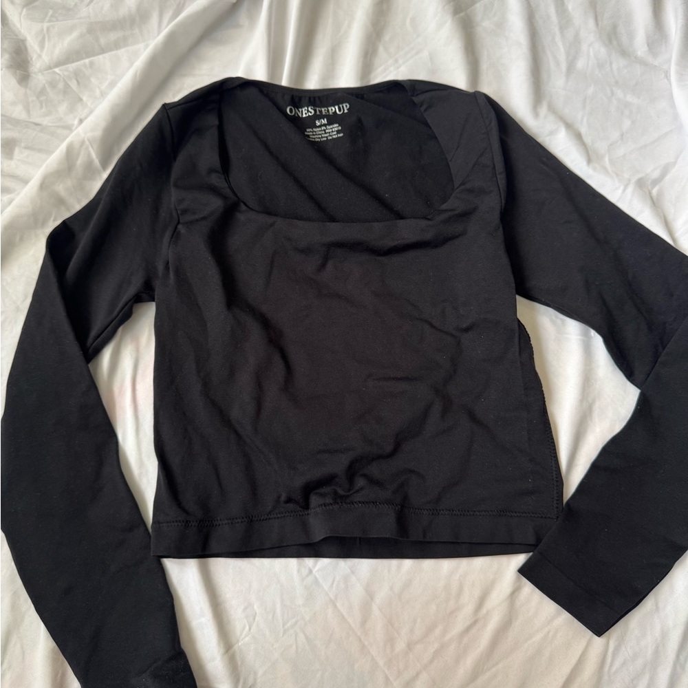 Black Fitted Crop Blouse with Long Sleeves